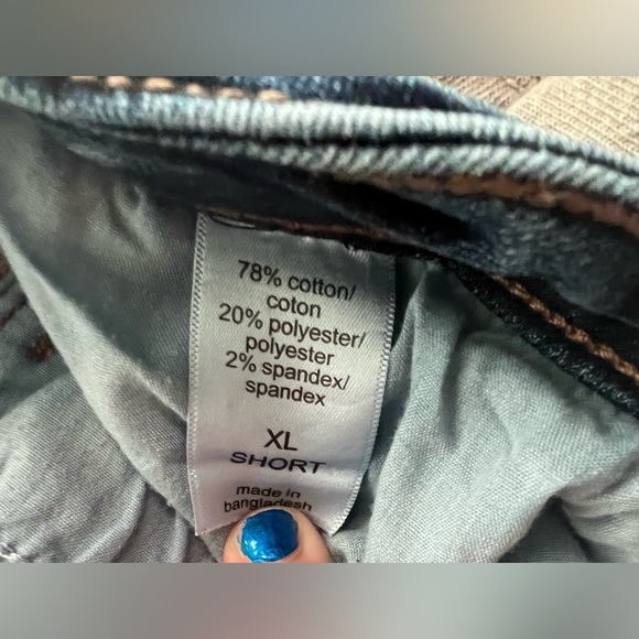 Maurice’s Midrise XL Jeans (Short Length) - Picture 9 of 9